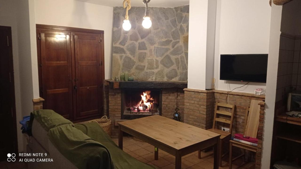La Casa De La Lobita Villa Benaocaz Eksteriør bilde